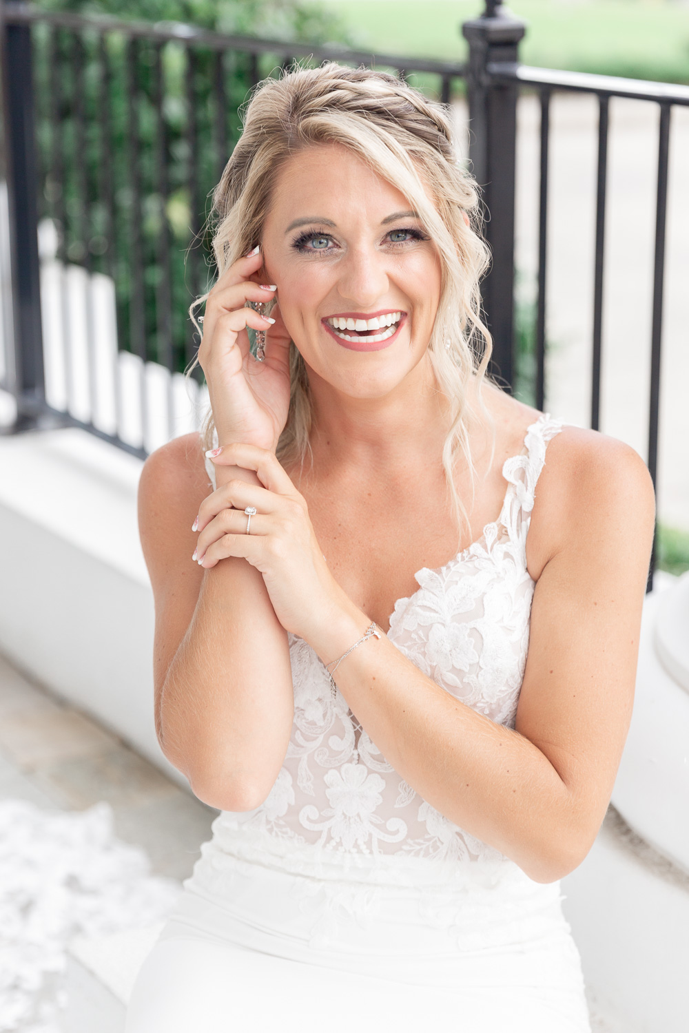 Annie Elise Photography | White House Hotel | Bridal session | Biloxi, Mississippi