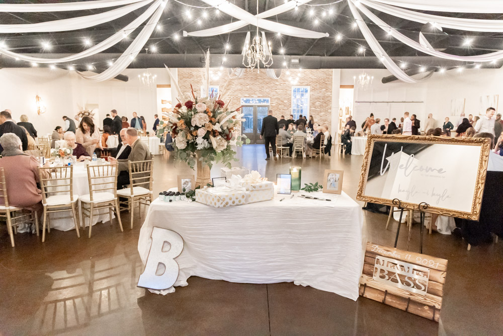 Kayla + Kyle - Annie Elise Photography - Wedding-7