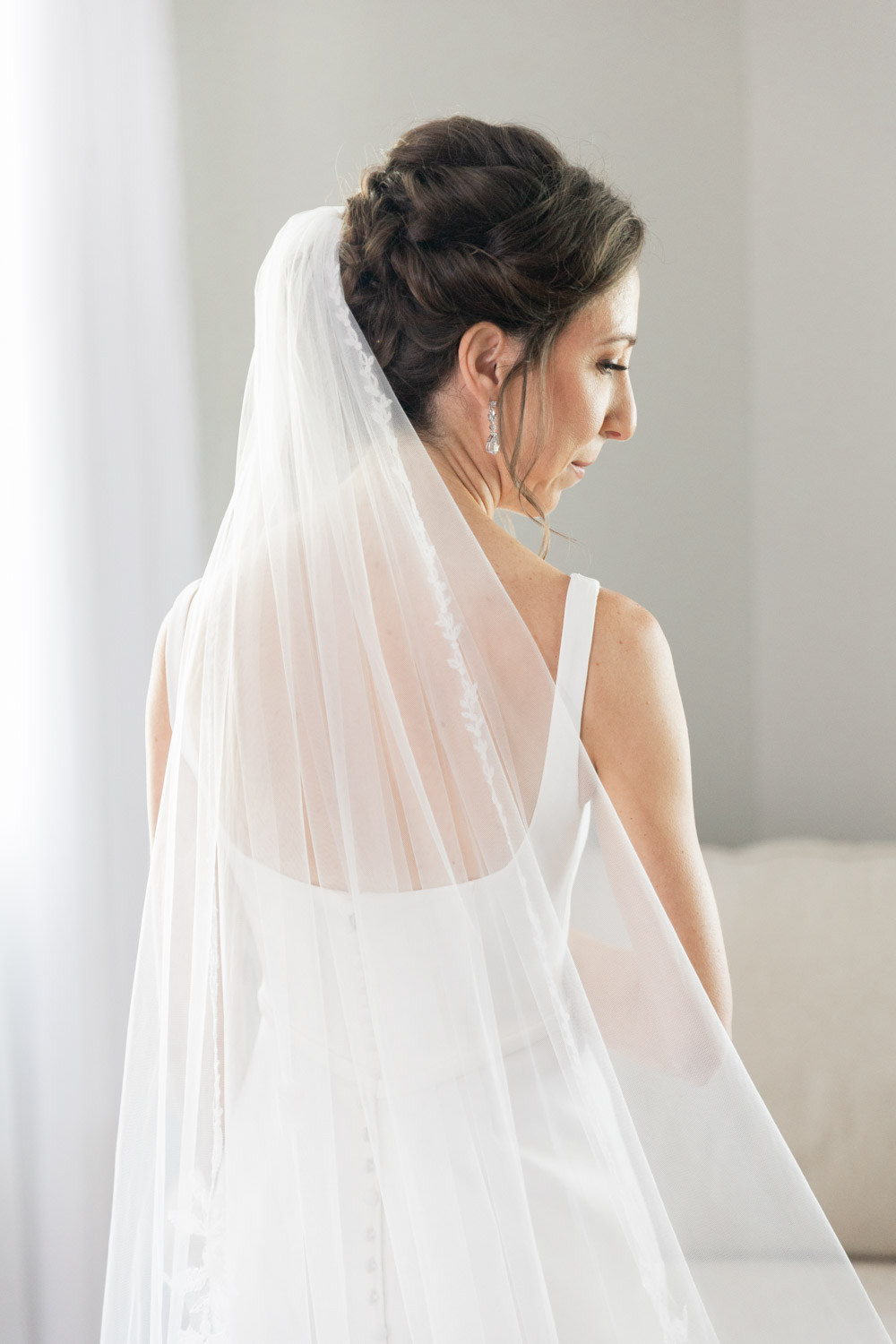 Jessica + Jordan - Annie Elise Photography - Centennial Boutonierre_-3