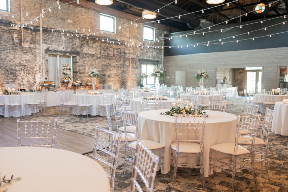 Jessica + Jordan - Annie Elise Photography - Centennial Plaza-90