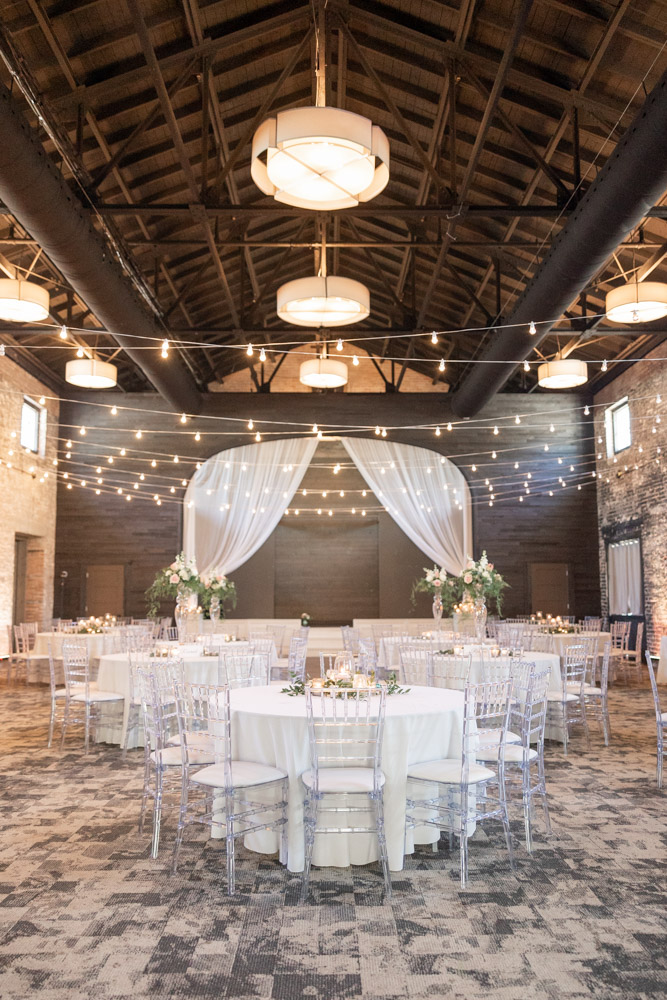 Jessica + Jordan - Annie Elise Photography - Centennial Plaza-92
