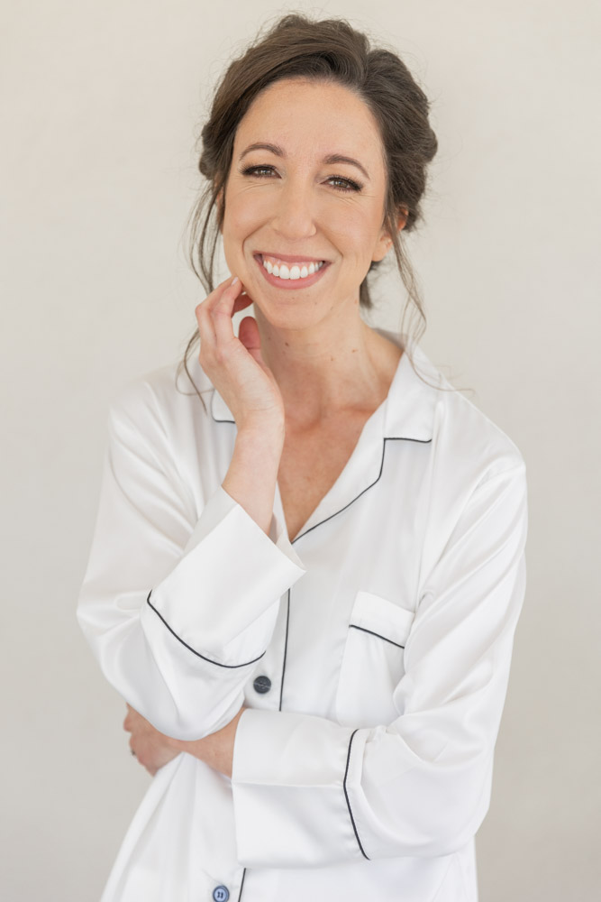 Jessica + Jordan - Annie Elise Photography -Getting ready 1