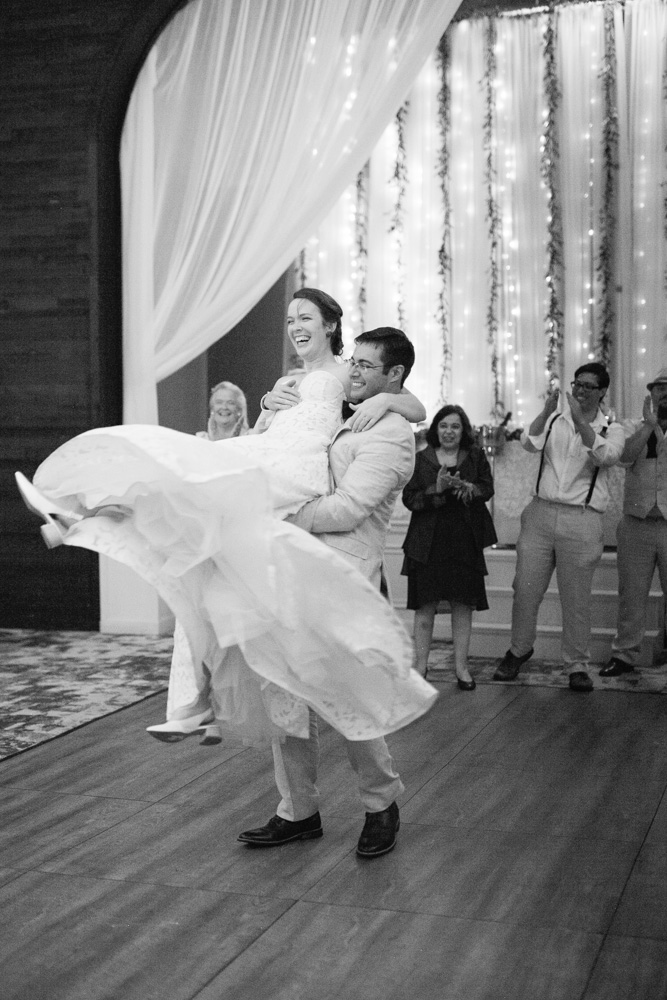 Mary + Stafford - Annie Elise Photography - Cetennial Plaza Gulfport-85